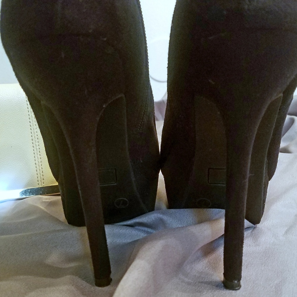 Platform Boots - Picture 4 of 4